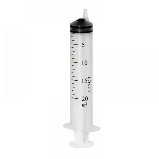 20 CC Plastik Enjektör